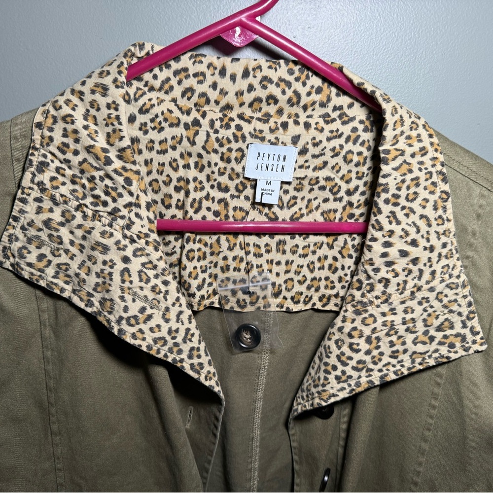 Army green jacket - Picture 2 of 6